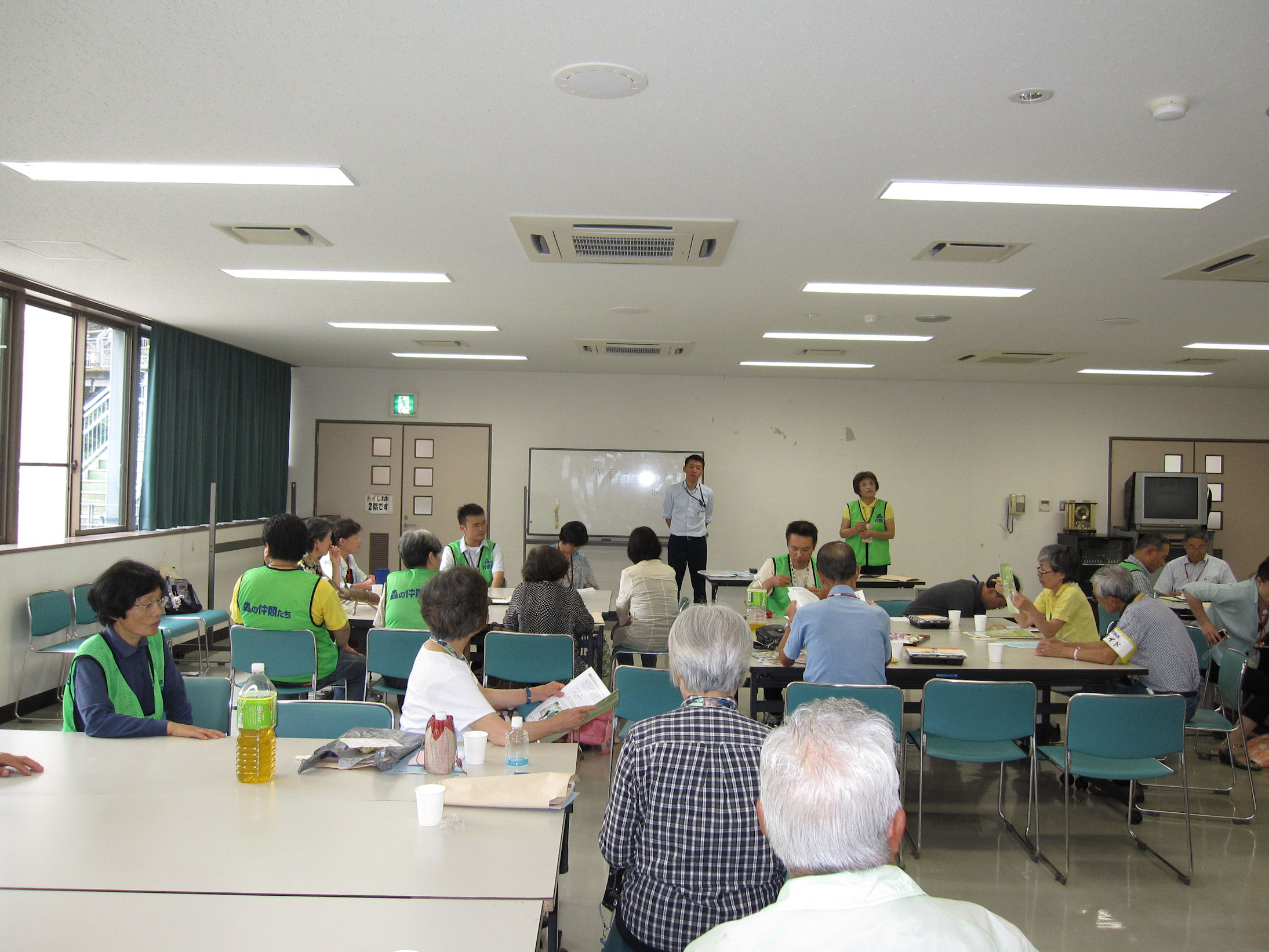 http://www.itozu-zoo.jp/volunteer/blog/images/meeting.jpg